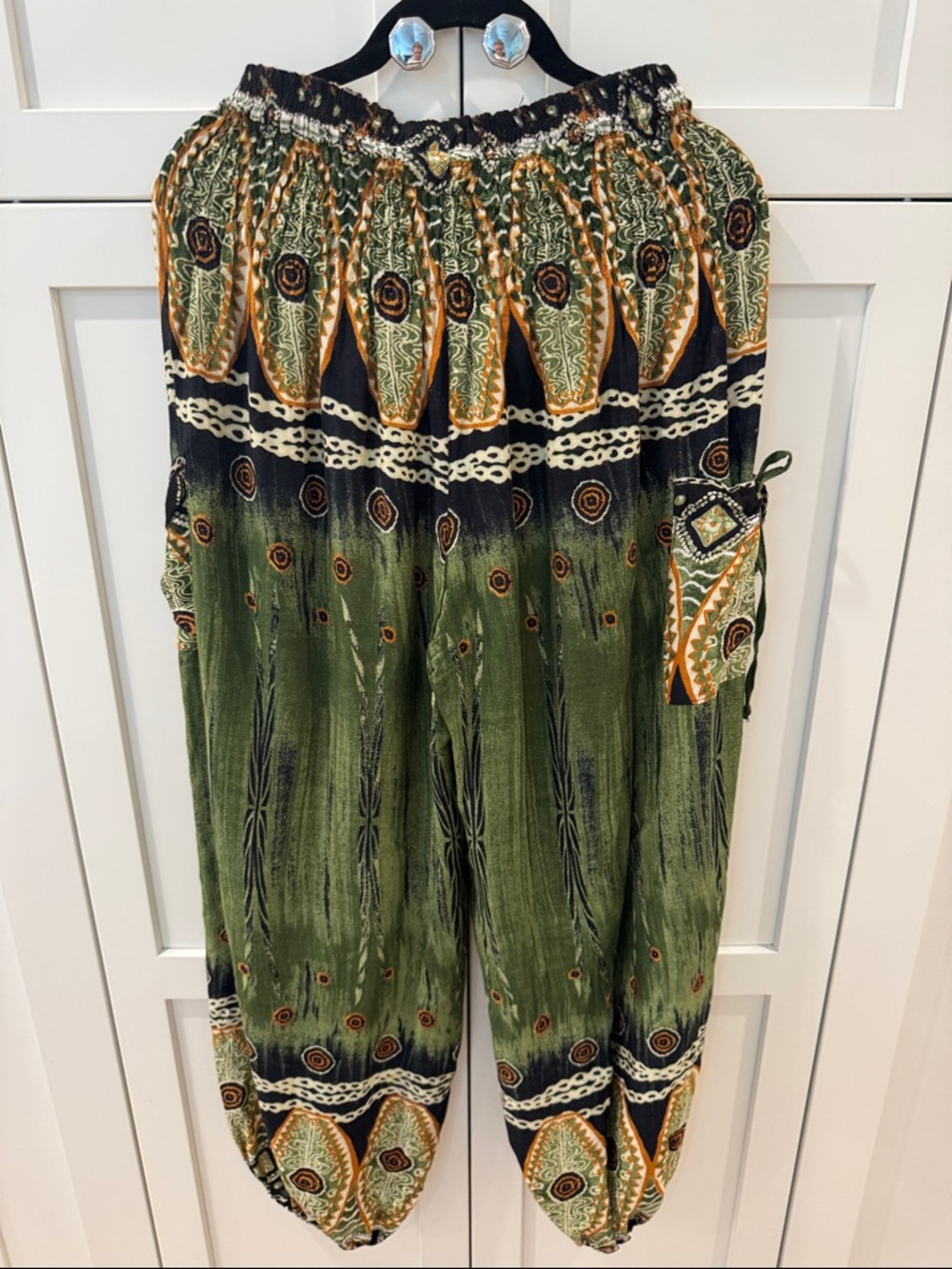 LF Green & Black Printed ankle Harem Pants - Picture 4 of 5